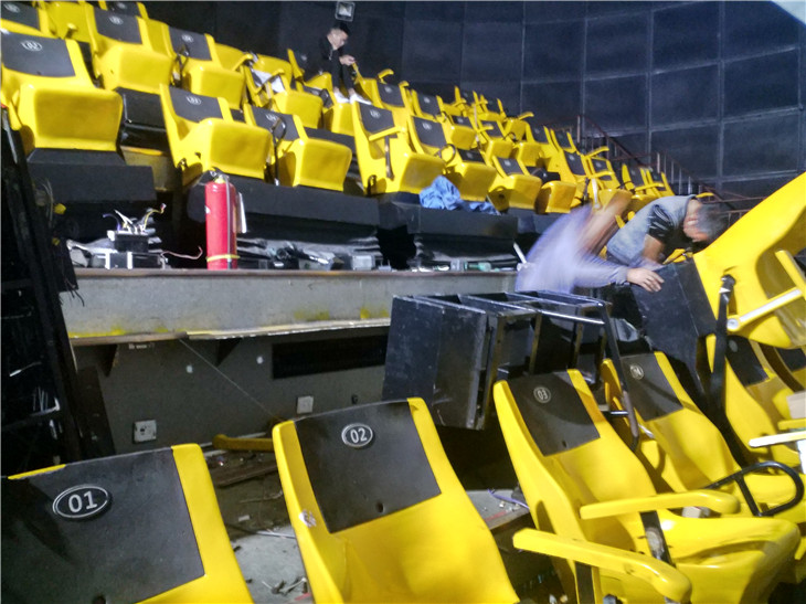 成都國色天香三期環球影院拆除完成