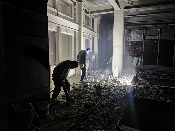 成都辦公室拆除酒吧慢搖吧拆除清運(yùn)公司339A座拆除案例